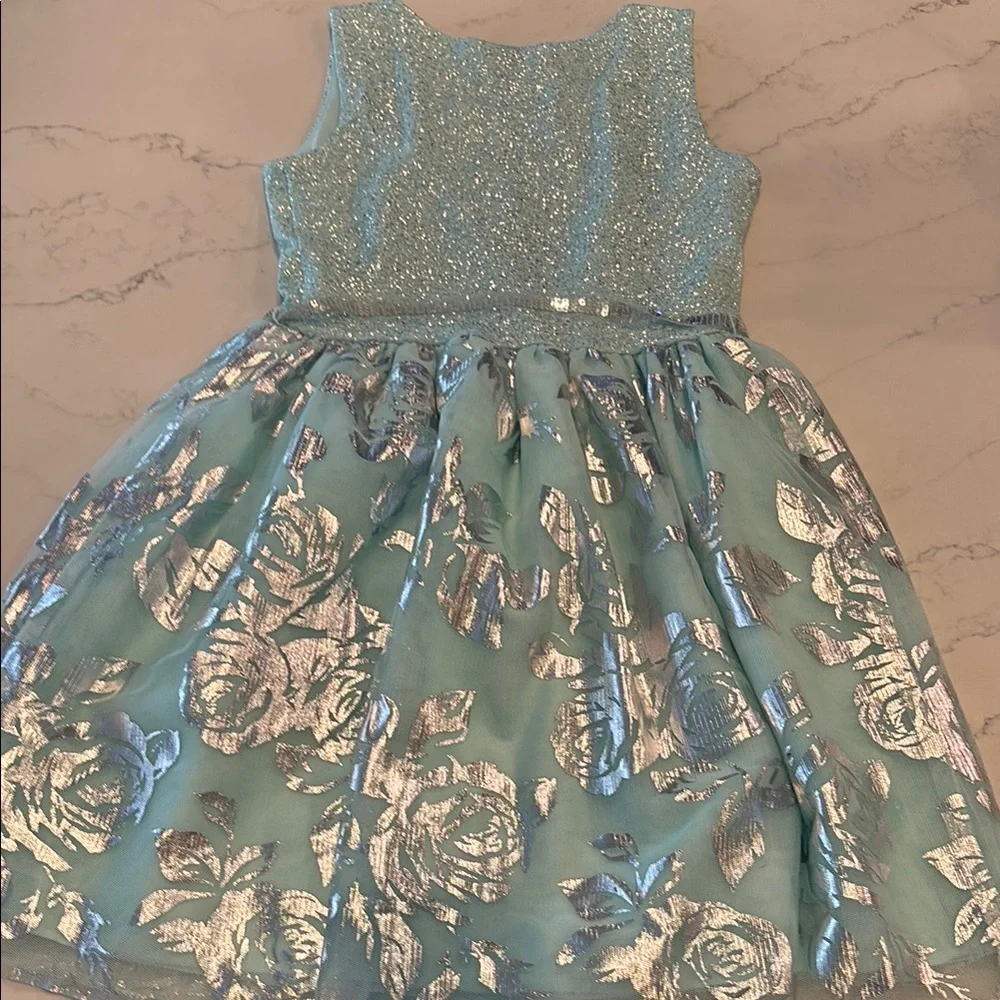 Place Blue and White Sleeveless Fit and Flare Dress for Weddings
